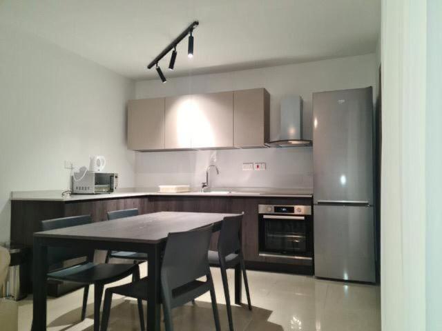 Sir William Strand Apartment Gzira ภายนอก รูปภาพ