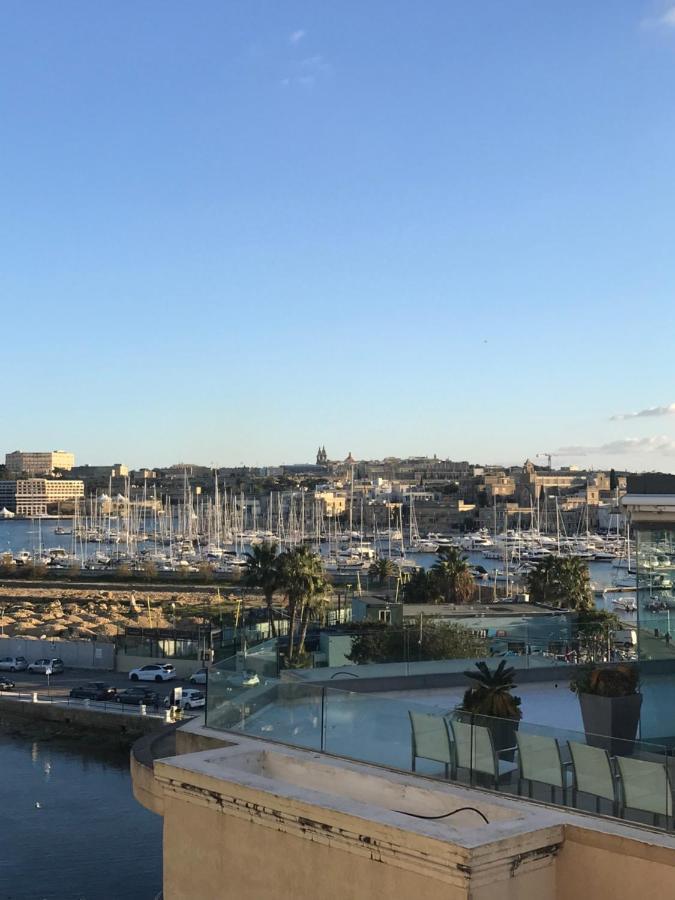 Sir William Strand Apartment Gzira ภายนอก รูปภาพ