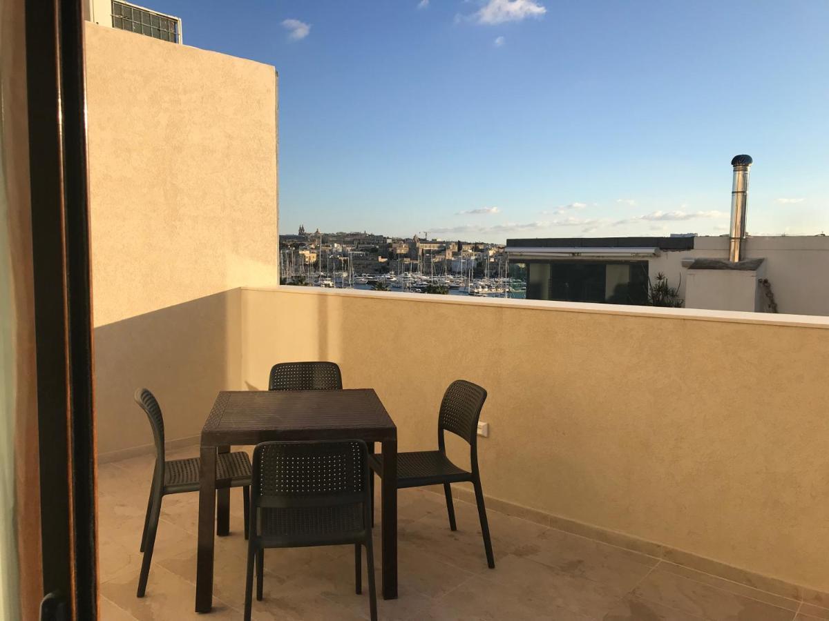 Sir William Strand Apartment Gzira ภายนอก รูปภาพ