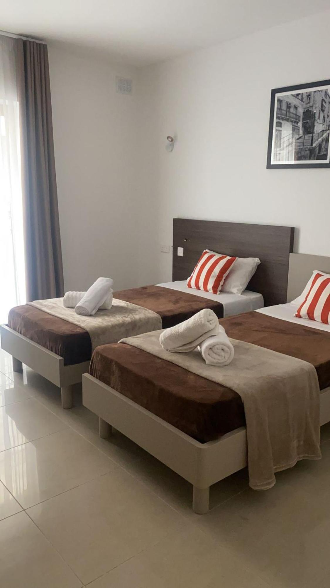 Sir William Strand Apartment Gzira ภายนอก รูปภาพ