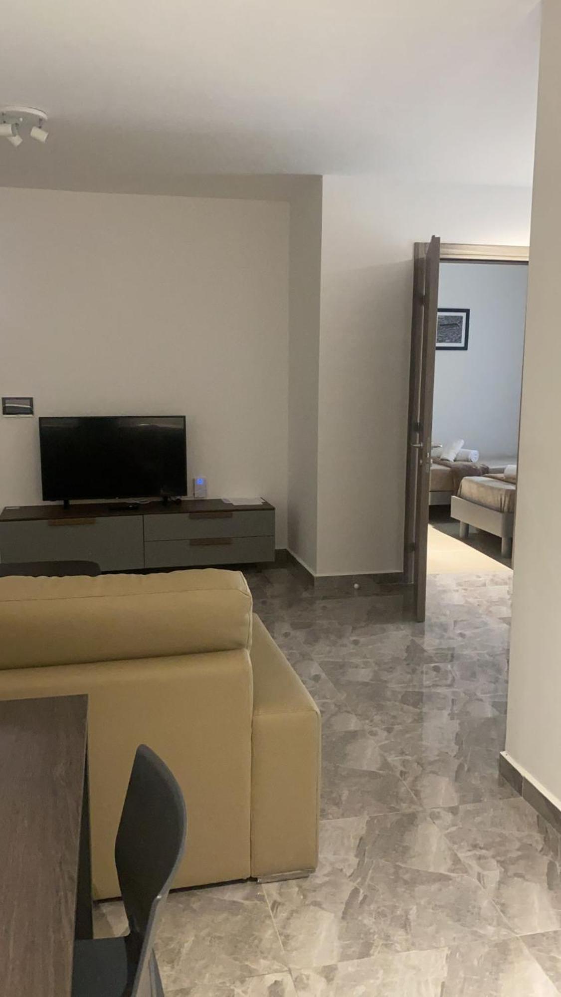 Sir William Strand Apartment Gzira ภายนอก รูปภาพ